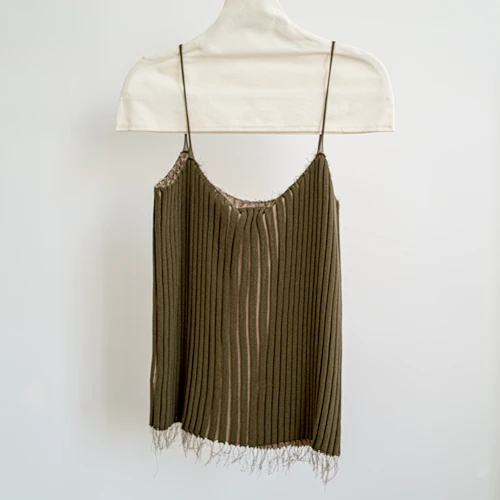 Women's Fitted Sweater Vest Women's Fitted Sweater Vest